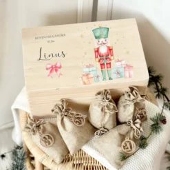 Adventskalender "Nussknacker", Personalisierte Adventskiste zum Befüllen