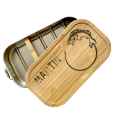 Brotdose "Angler" mit Bambusdeckel mit Namen für Angelfans | Lunchbox mit Motiv Fisch | Personalisierte Geschenkidee zum Hobby "Angeln"