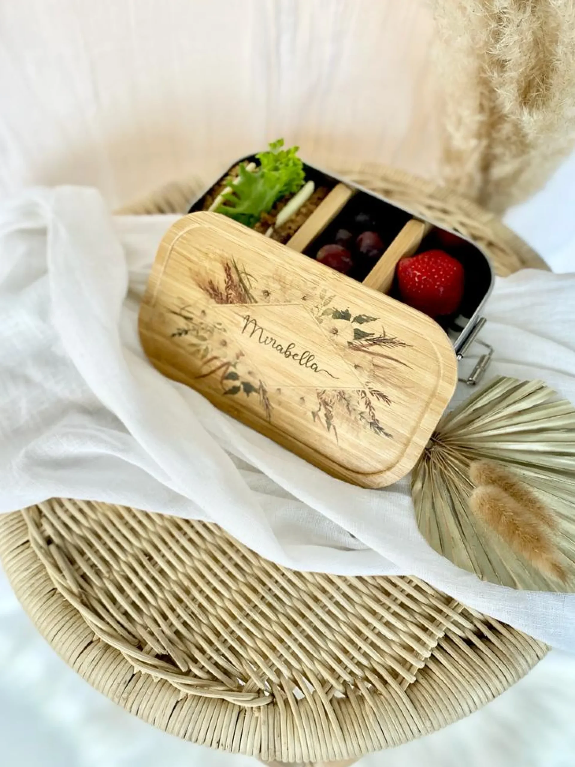 Brotdose "Boho Blumenkranz" mit Bambusdeckel und Namen | Boho Lunchbox mit floralem Motiv | Personalisierte Geschenkidee fürs Büro, Freizeit, Reisen
