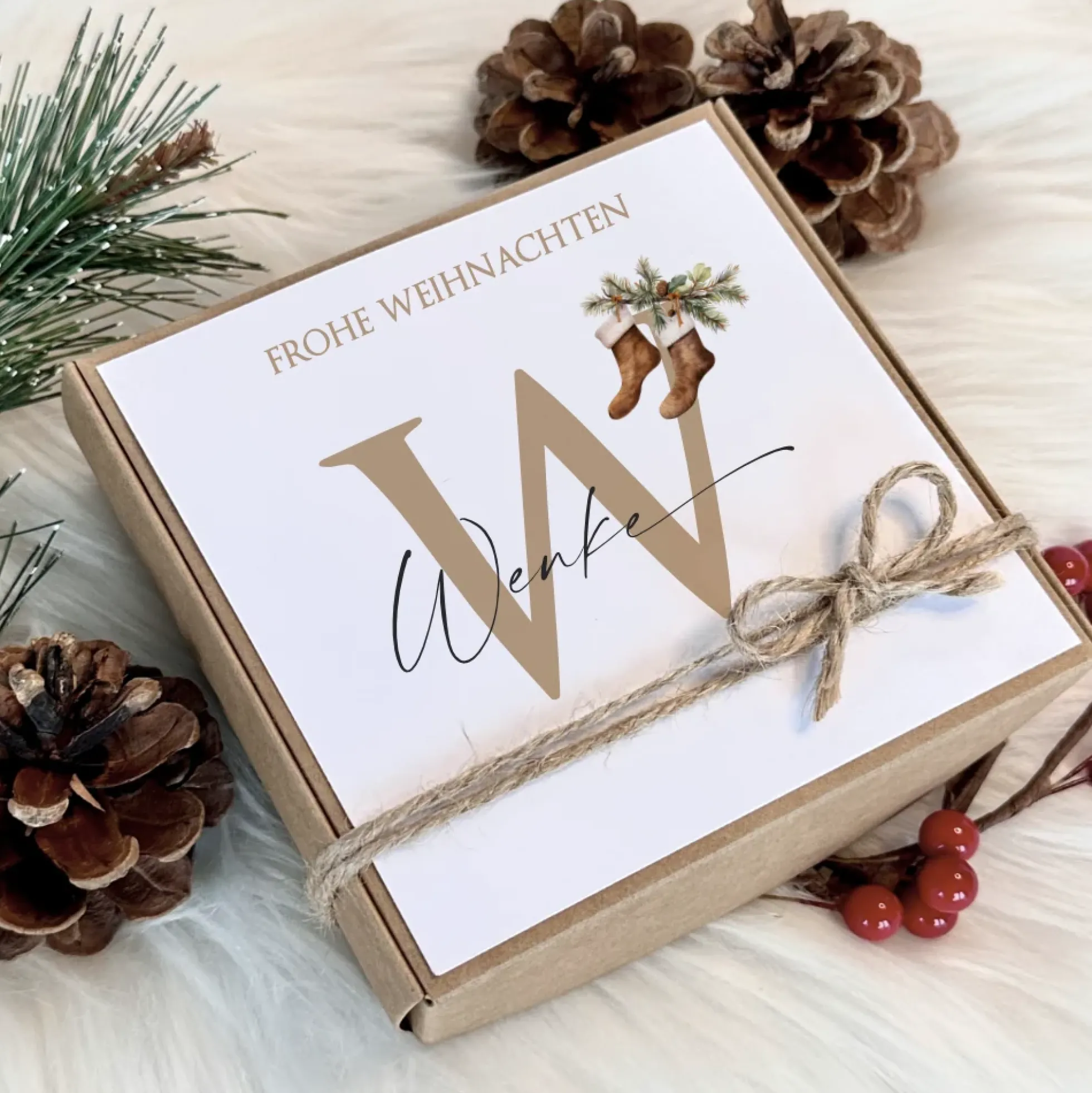 Geschenkschachtel Weihnachtsschleife Geschenkidee an Weihnachten I Geschenk Box mit Namen Personalisiert I Weihnachtsgeschenk Karte I 3 Varianten