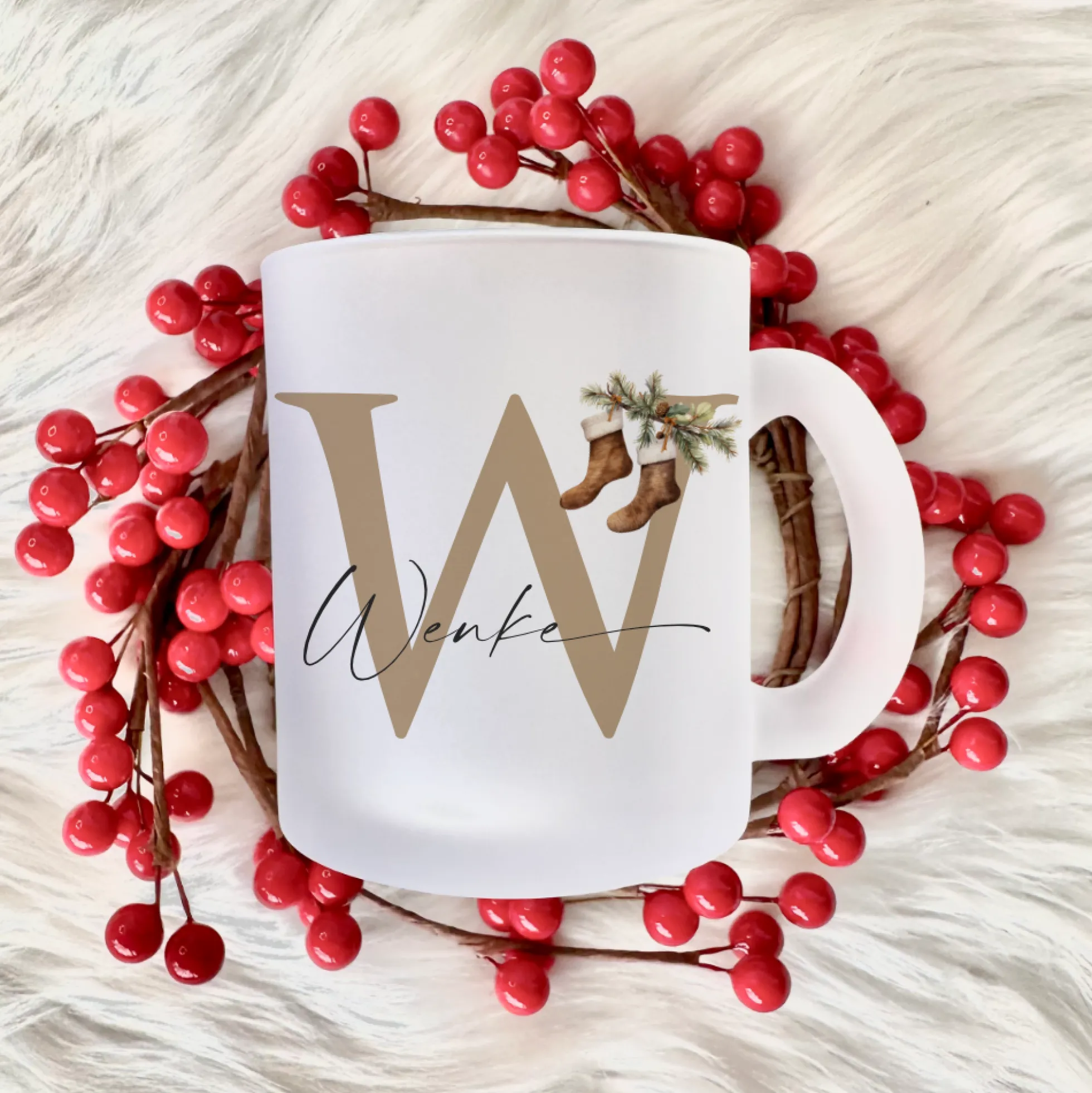 Glas Tasse "Weihnachtsstrümpfe" Weihnachten m. Namen personalisiert I Weihnachtstasse Weihnachtsgeschenk I Nikolaus Geschenk Glühweintasse
