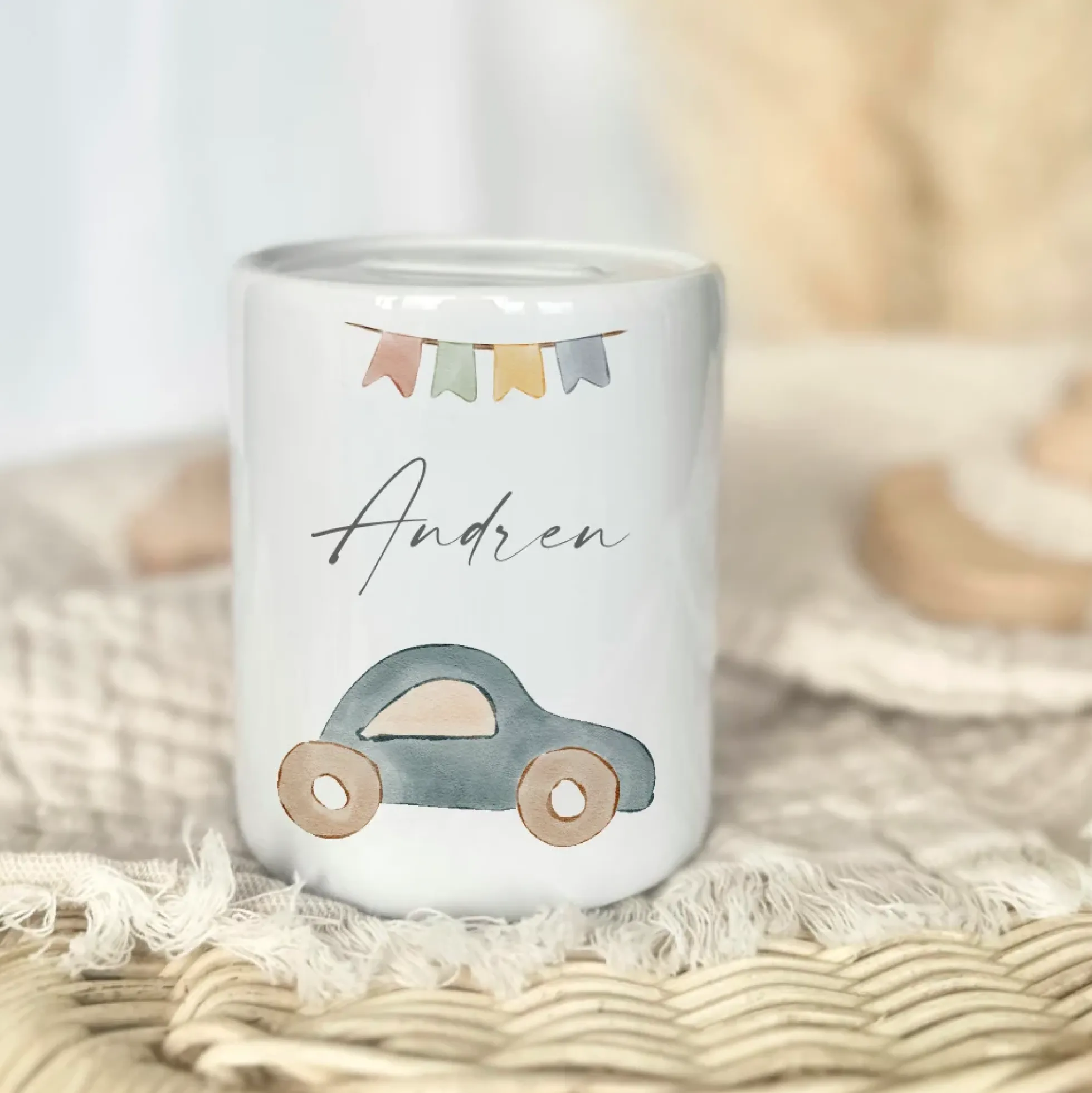 Kinderspardose mit Auto - Personalisiert mit dem Namen des Kindes