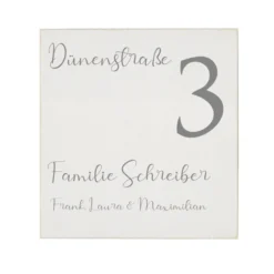 Originelle u. personalisierte Hausnummer aus Holz | Handgefertigtes Holzschild als schöne Dekoration für das Zuhause | 4 Motivvarianten zur Auswahl