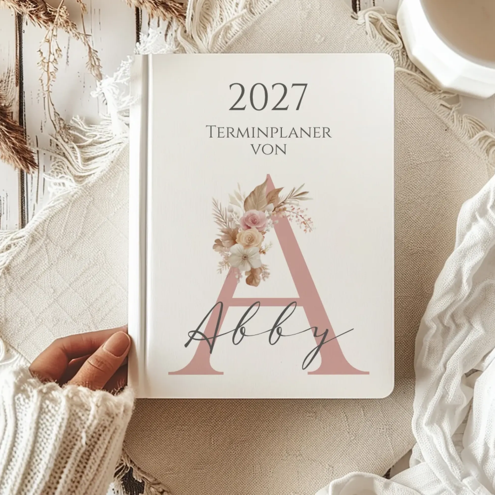 Personaliserter Buchkalender 2027 Din A5 | Hardcover Terminplaner mit Name | Wochenplaner Weiß