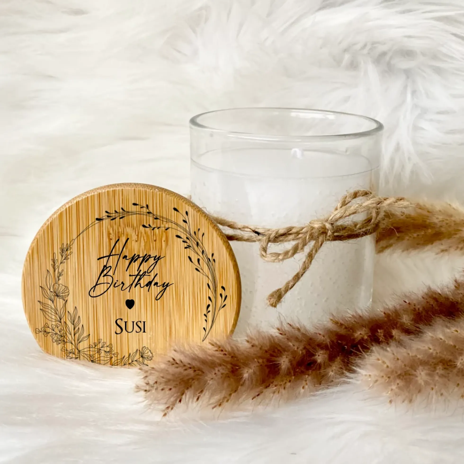 Personalisierte Duftkerze im Glas "Happy Birthday" mit Namen zum Geburtstag