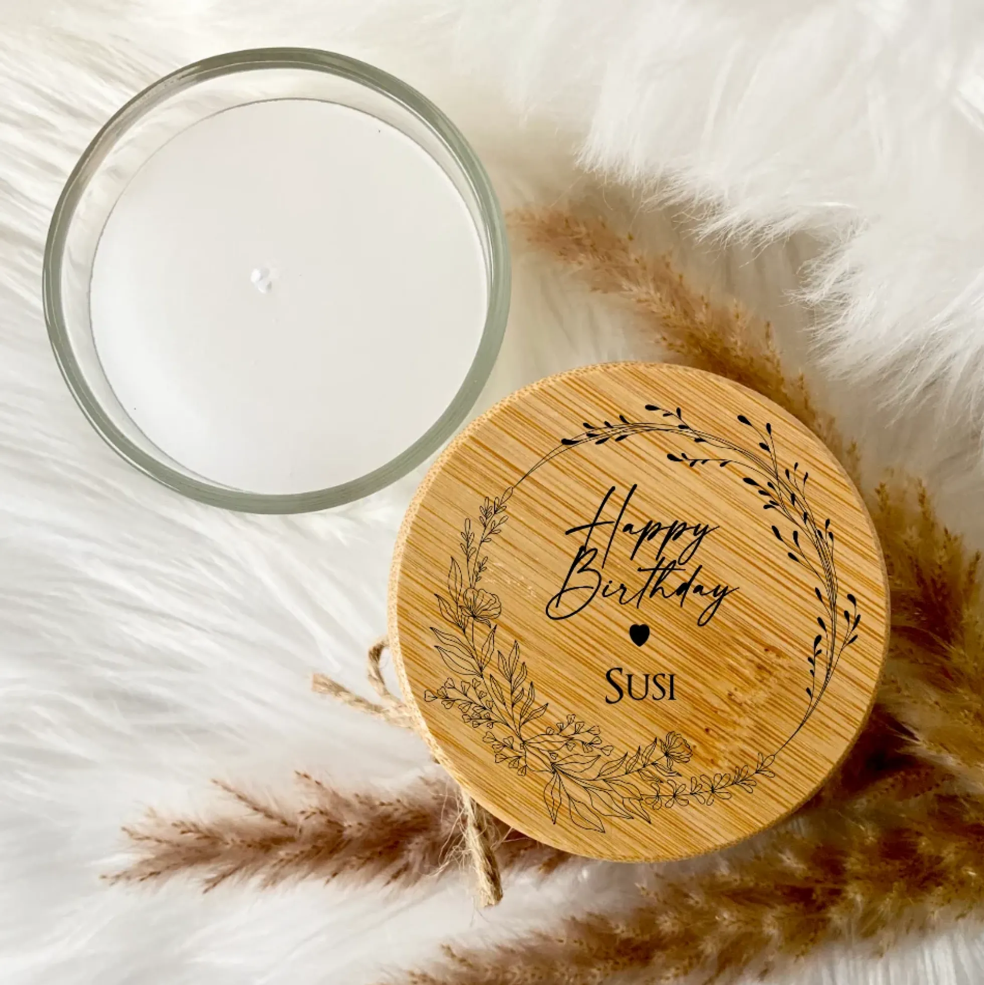 Personalisierte Duftkerze im Glas "Happy Birthday" mit Namen zum Geburtstag
