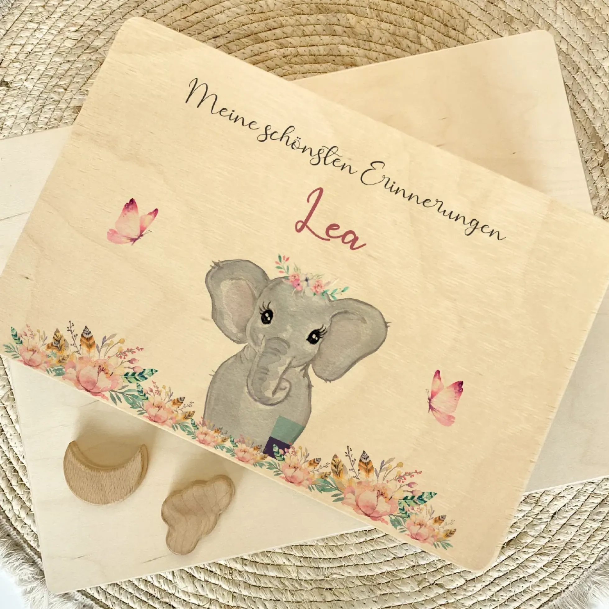 Personalisierte Erinnerungskiste "Elefant" als Motiv für Babys zur Geburt und Taufe, Babygeschenk mit dem Namen, Holzkiste