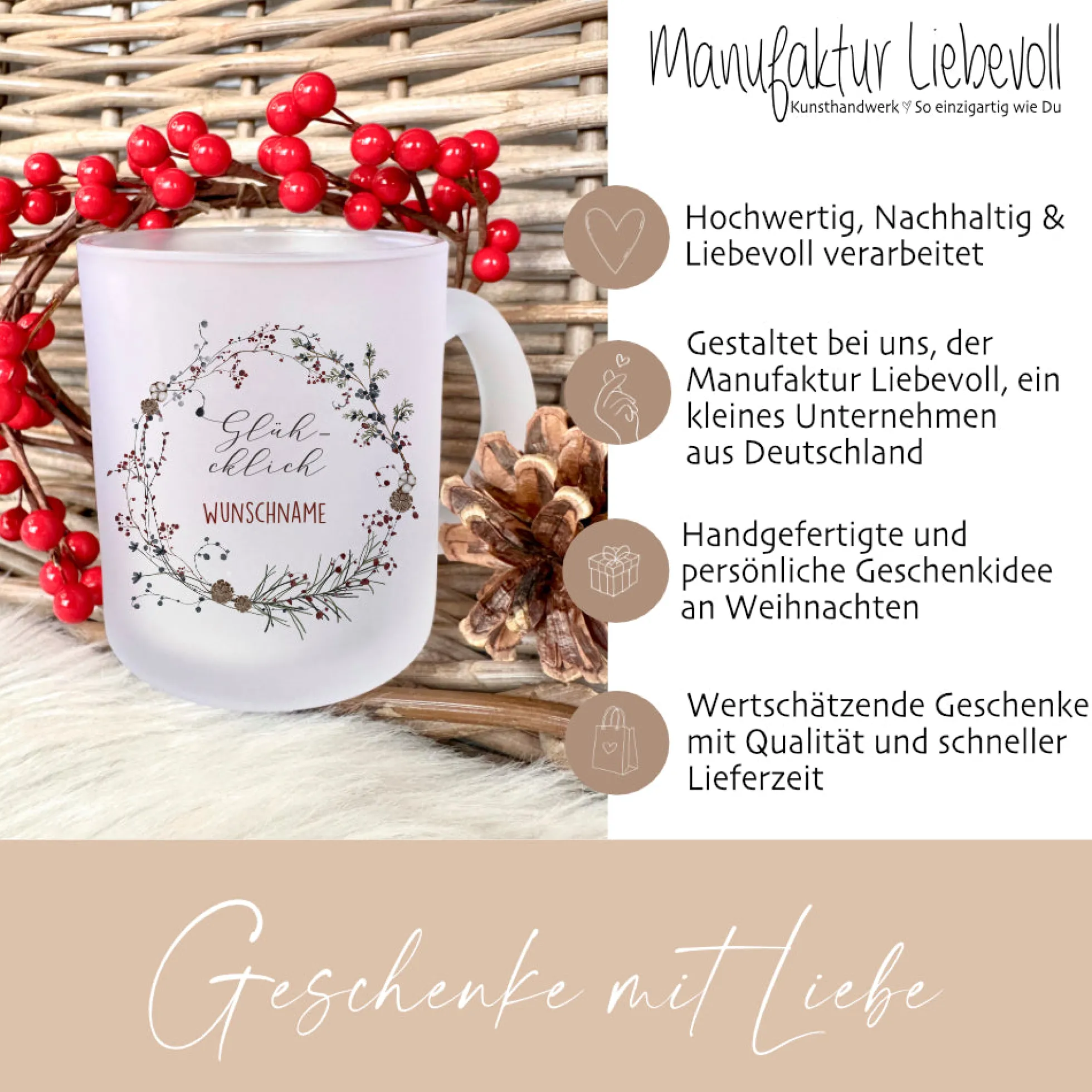 Personalisierte Glühweintasse "Glühcklich", Tasse aus Glas mit Wunschnamen und Weihnachtskranz