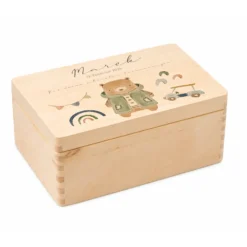 Personalisierte Holzkiste mit Name – Erinnerungskiste für Jungen mit Auto Motiv – Geschenk zur Geburt oder Taufe – 2 Größen