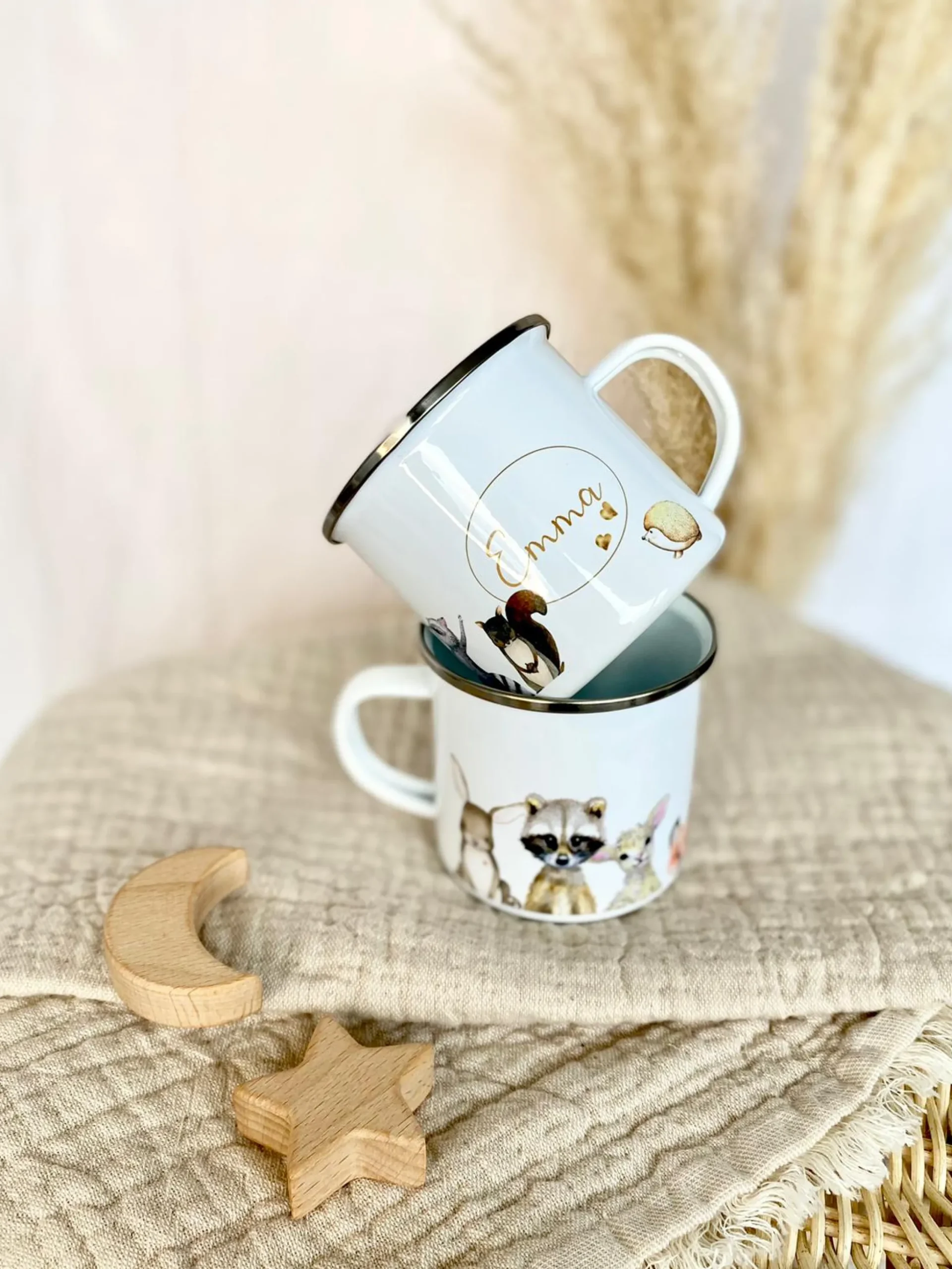 Personalisierte Kindertasse "Tiere" | Emailletasse mit dem Namen des Kindes | Liebevolles Kindergeschirr | mit Geschenkanhänger zum Beschriften
