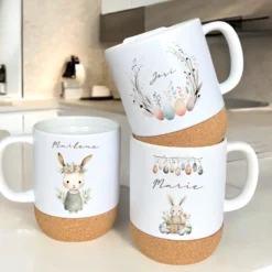 Personalisierte Ostertasse aus Kermik mit Korkboden, 3 Motive zur Auswahl