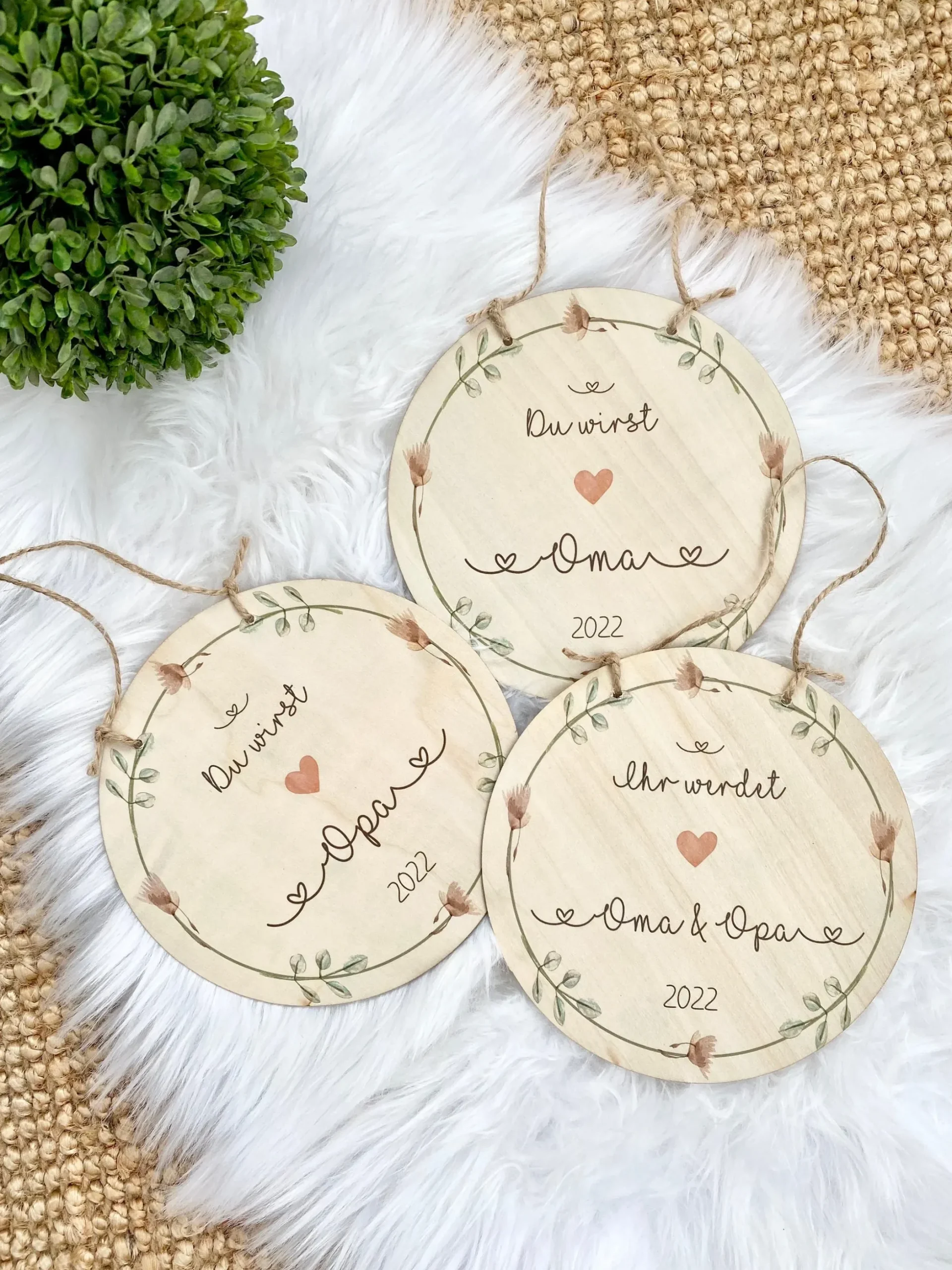 Personalisiertes Holzschild "Ihr werdet Oma & Opa" | Kreative Idee die Schwangerschaft zu verkünden | Originelles Geschenk für werdende Großeltern | 3 Motivvarianten zur Auswahl