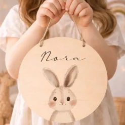 Personalisiertes Holzschild für Kinderzimmer – Türschild aus Holz mit Name & Tiermotiv – Geschenk zur Geburt & Taufe