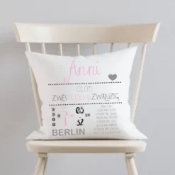 Personalisiertes Kissen zur Geburt u. Taufe | Liebevolles Babygeschenk | Persönliche Dekoration für das Babyzimmer | 2 Farbvarianten zur Auswahl