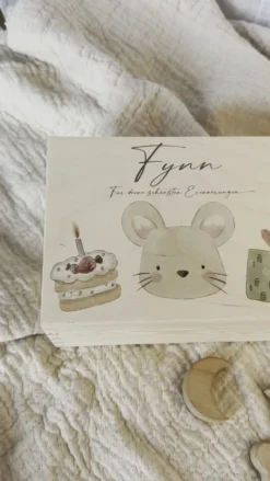 Personalisiertes Willkommensgeschenk aus Holz, Erinnerungsbox mit Motiv 