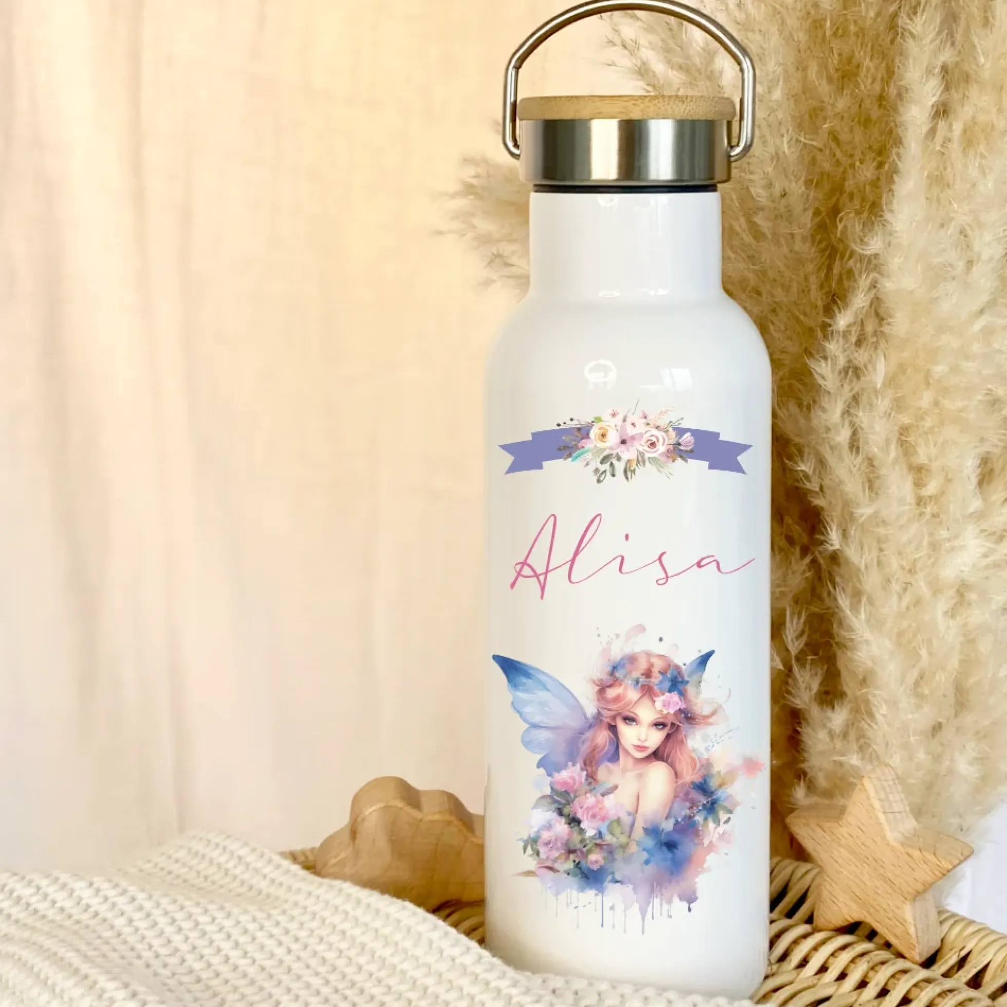 Personalisierte Trinkflasche "Elfe" für Mädchen mit Namen | Weiße Thermosflasche aus Edelstahl mit Bambusdeckel für Kinder Teenager Schule Kita 500ml