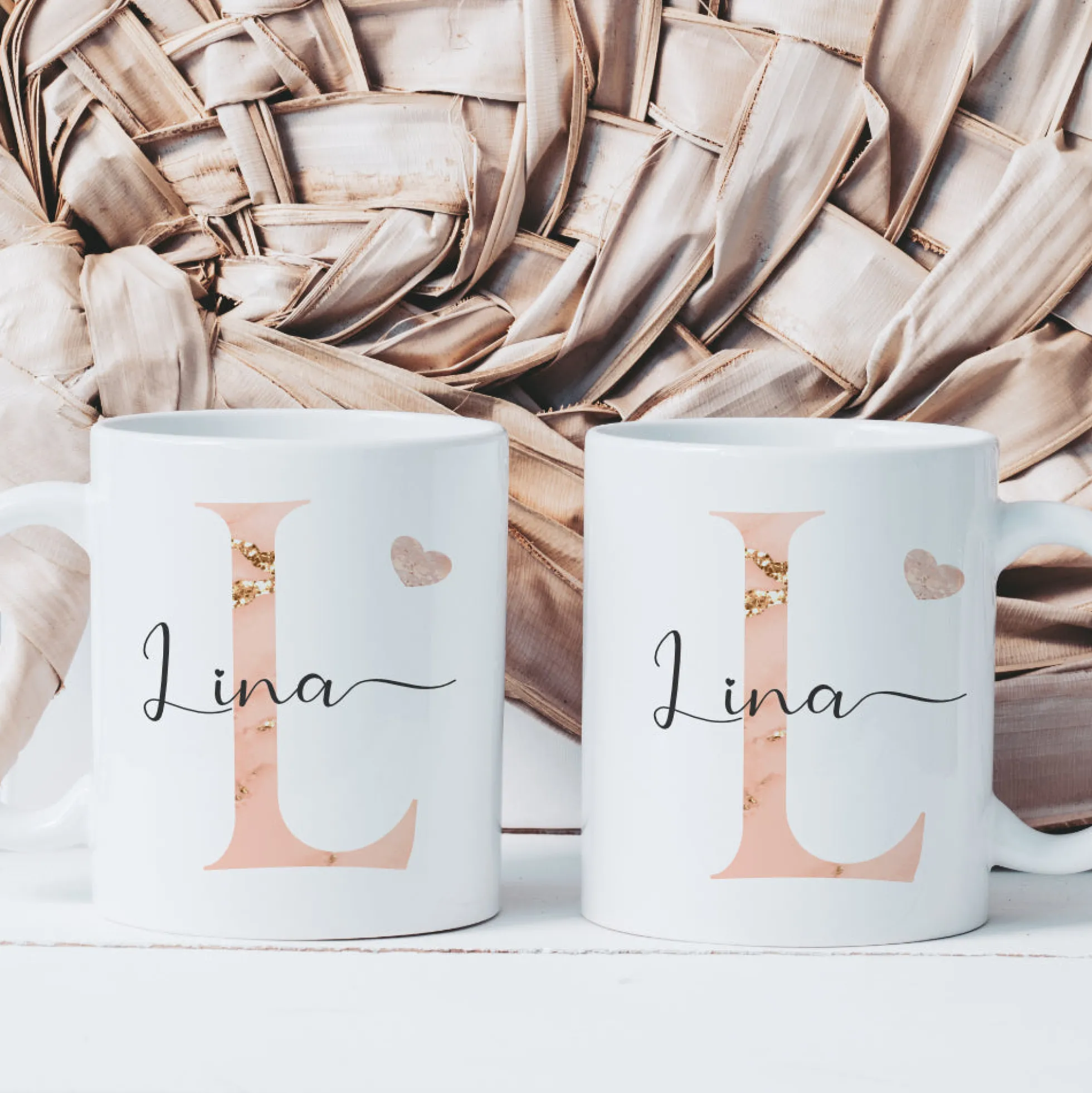 Tasse mit Buchstabe und Name für Sie und Ihn | Kaffeetasse aus Keramik | 2 Motivvarianten zur Auswahl