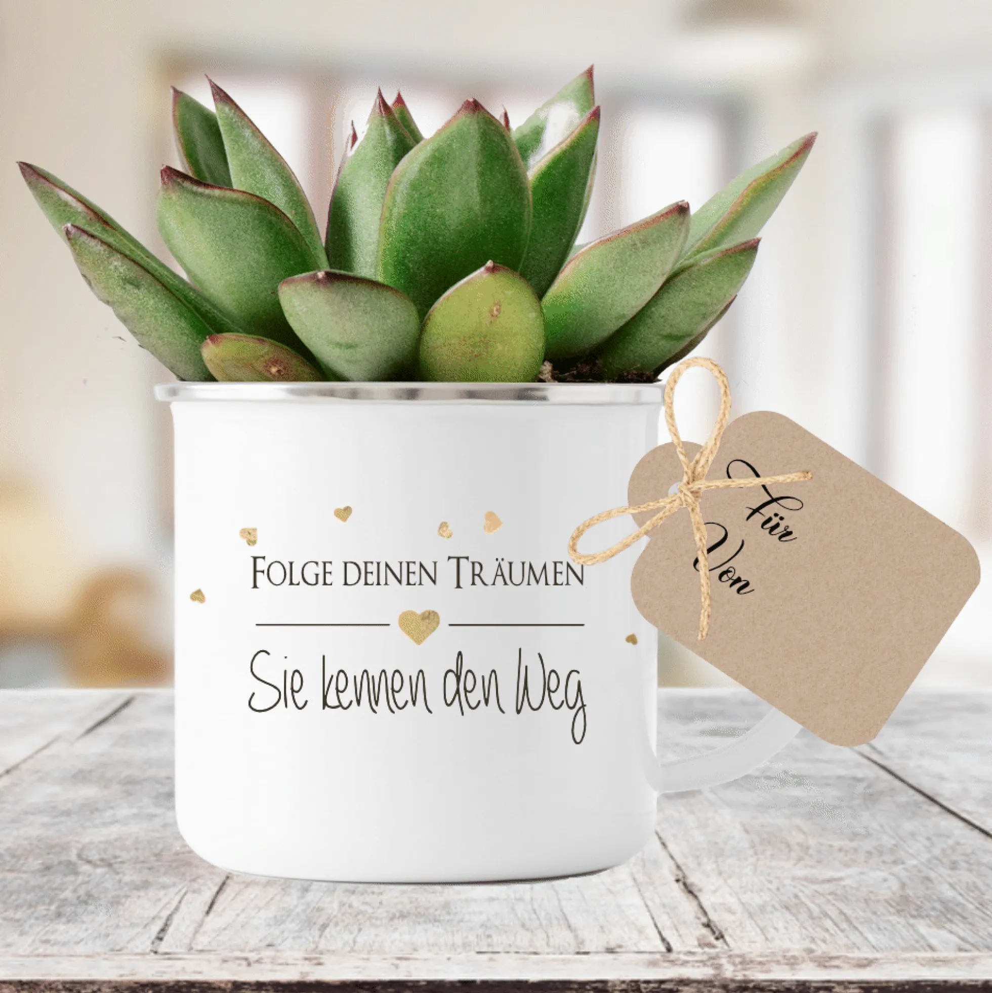 Tasse mit Spruch "Folge deinen Träumen" | Besonderes Geschenk und persönliche Geschenkidee | Tassengeschenk inkl. Geschenkanhänger