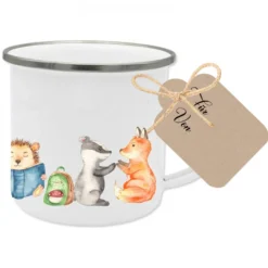 Tasse zur Einschulung mit dem Namen des Schulkindes | Niedliche Waldtiere mit Schultafel und Name des Kindes | Inkl. Geschenkanhänger zum Schulanfang
