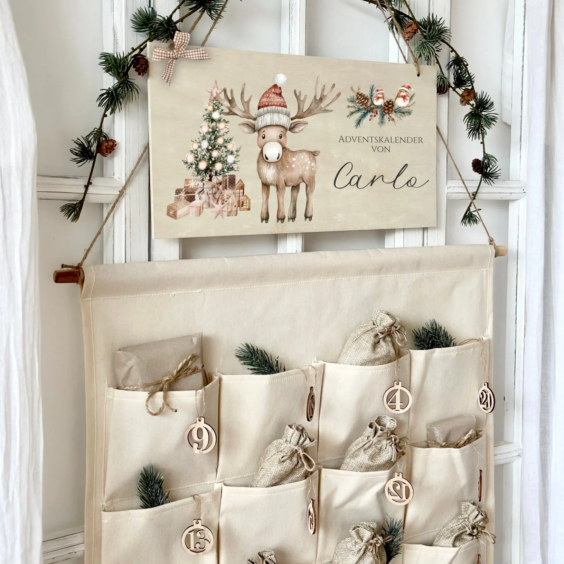 XL Adventskalender "Elch" mit Namen aus Stoff mit Holzschild, Zahlen & Jutesäckchen personalisierter Kinder Adventskalender Befüllen Mädchen Jungen